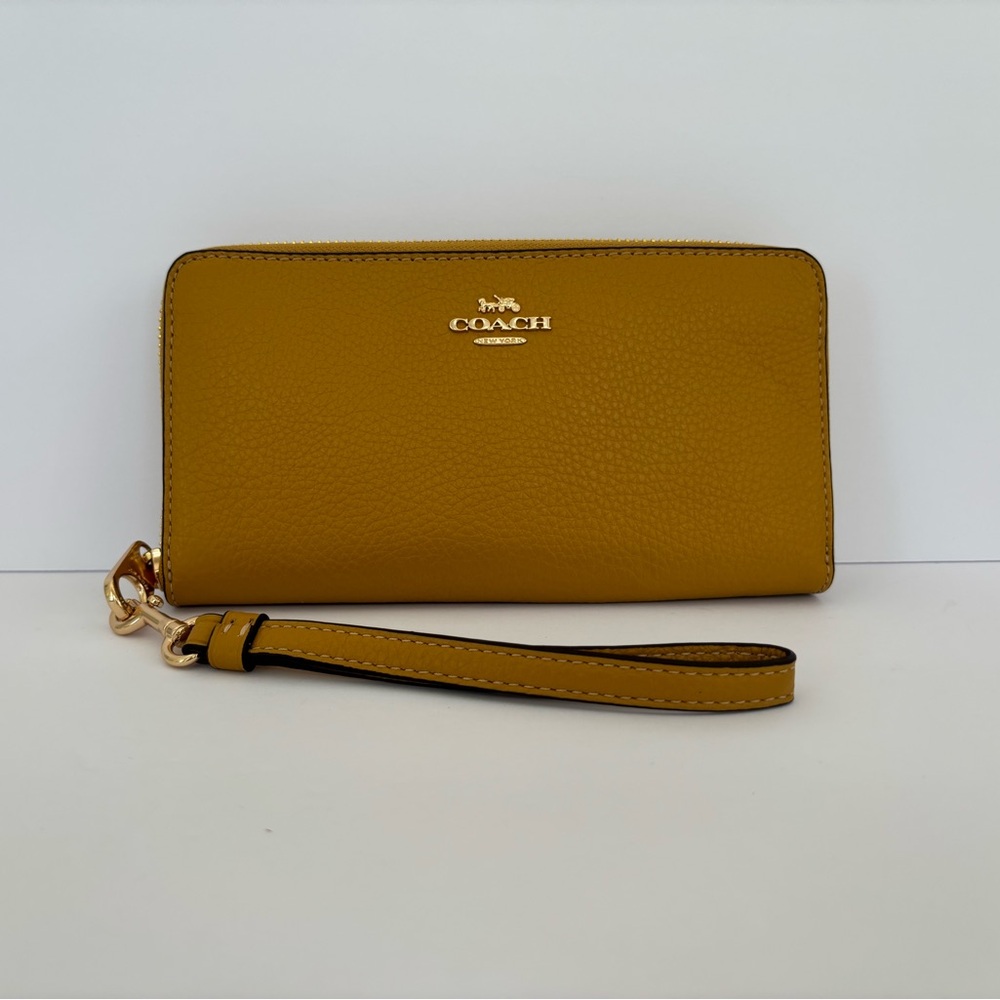 Coach Long Zip Around Wallet Clutch Pebble Leather in Gold/Flax Color